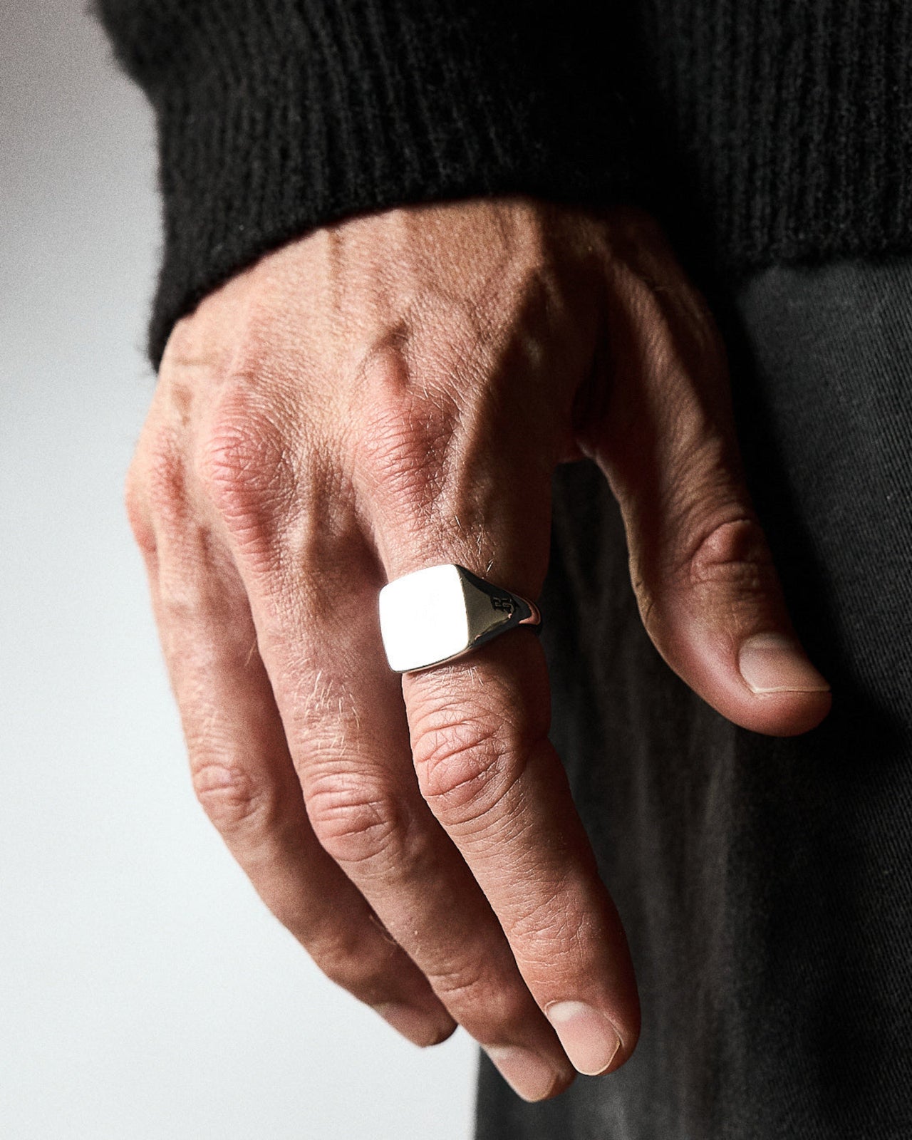 Men's Frankie signet ring in polished sterling silver