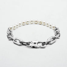  Axel Pearl Bracelet