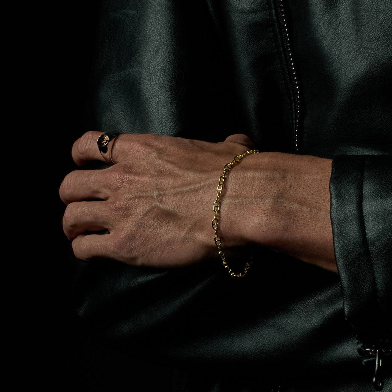 Infinite Bracelet | Gold