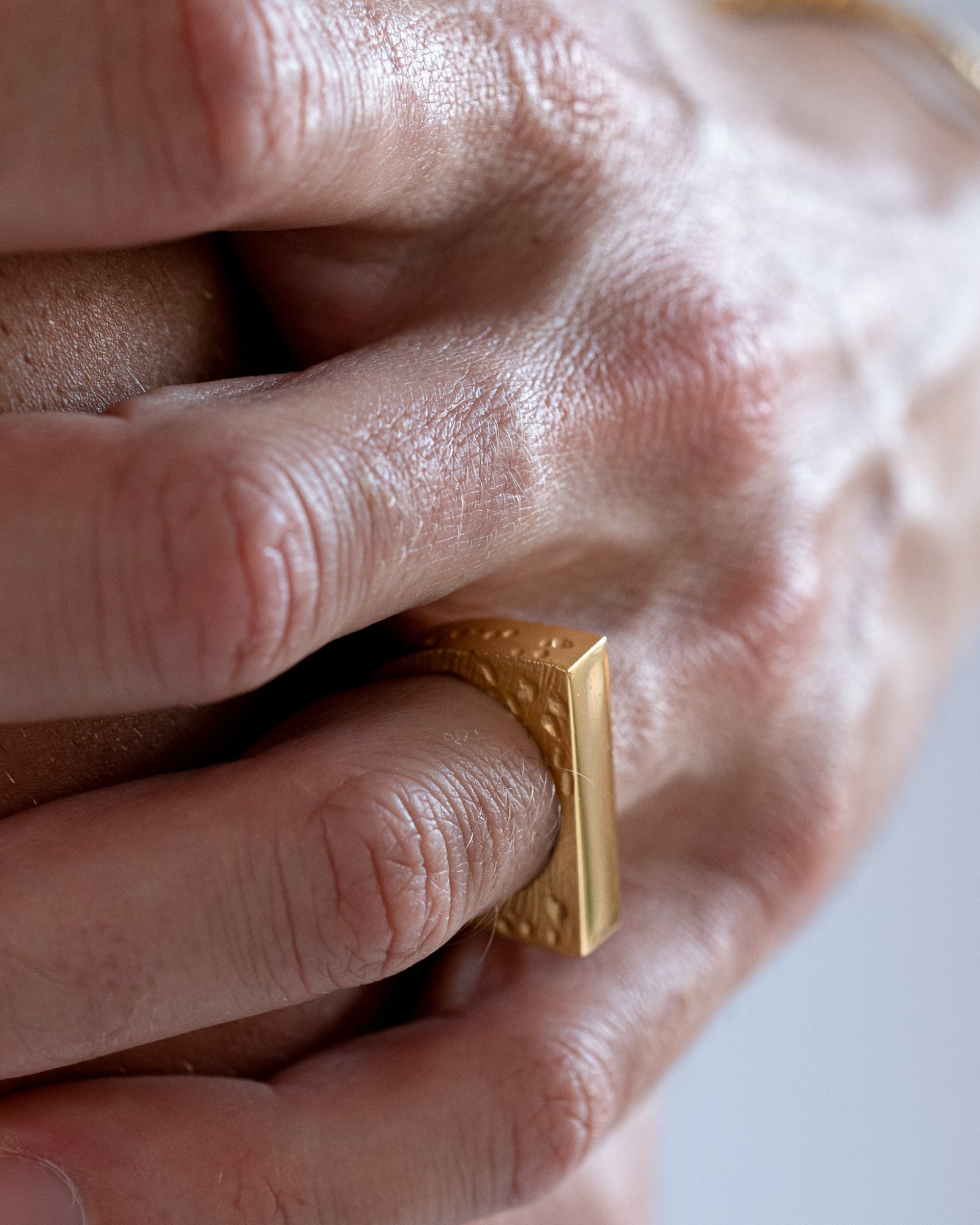 Mickey 1.0 ring worn on a model's hand