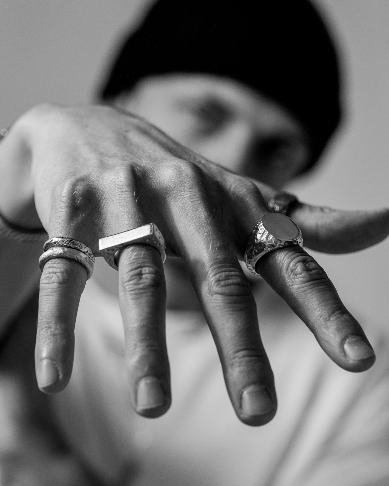 Men's Mickey 1.0 signet ring in oxidised sterling silver
